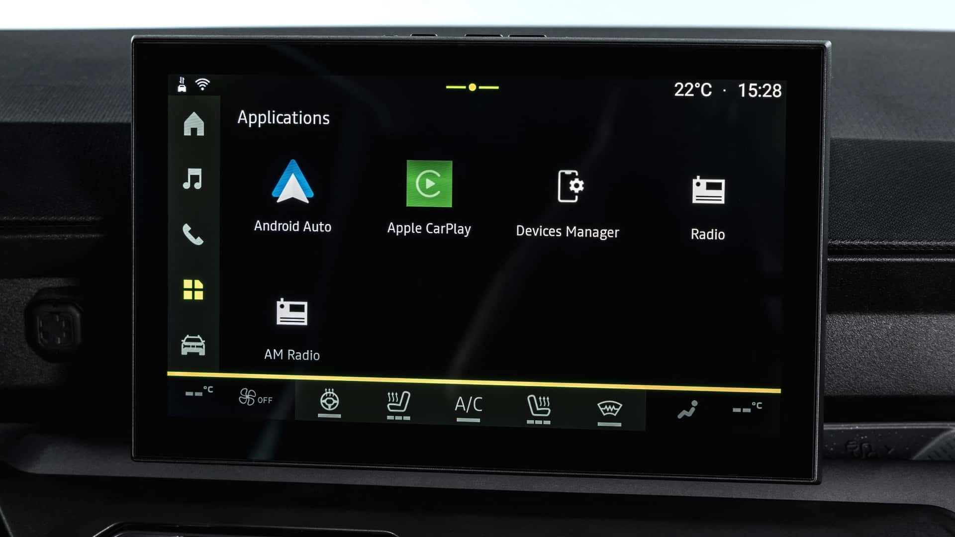 Dacia striker extreme hybrid 150 4x4 2026 (9)